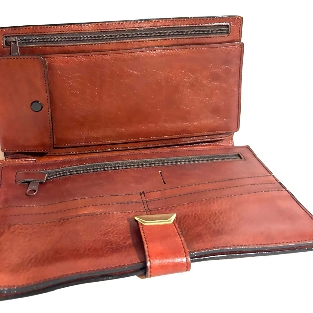 Vintage unisex Brown Leather Wallet wristlets with Gold Clasp